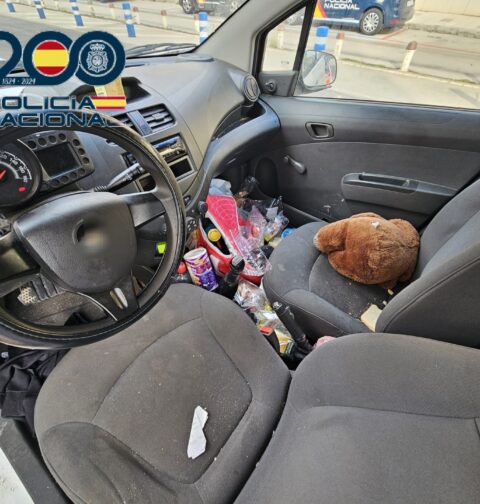La Policía Nacional libera a una mujer y a sus dos hijos menores tras 13 días viviendo en un vehículo bajo amenazas de su expareja
