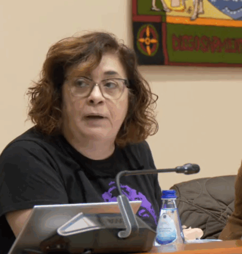 Carmela González denuncia la inacción de la Xunta ante la desaparición de los quioscos por abusos de las distribuidoras