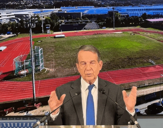 "Caballero presume de renovar las pistas de Balaídos… con solo 50.000 euros"