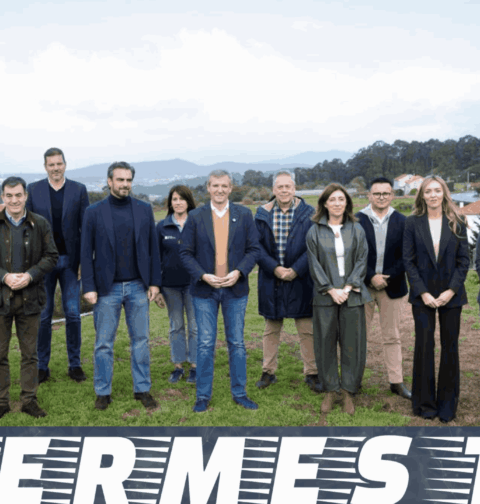 Alfonso Rueda preside la reunión de trabajo del retiro del Gobierno autonómico