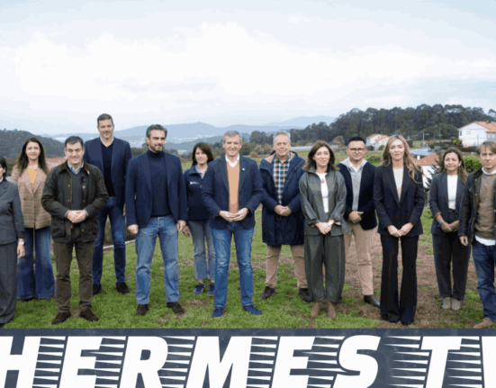 Alfonso Rueda preside la reunión de trabajo del retiro del Gobierno autonómico