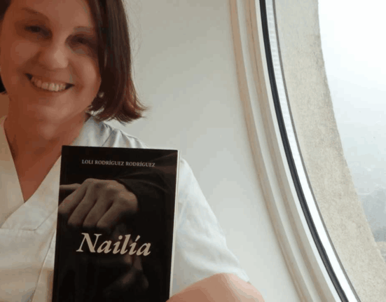Loli Rodríguez, celadora del Meixoeiro, viene de publicar “Nailía”, novela ganadora del premio “Torrente Ballester” 2024.