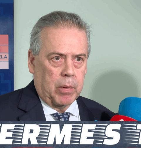 El conselleiro de Sanidade alerta del impacto de la huelga nacional contra el Estatuto Marco, que en dos días paralizó más de 27.000 asistencias y obliga a un grand esfuerzo de reprogramación