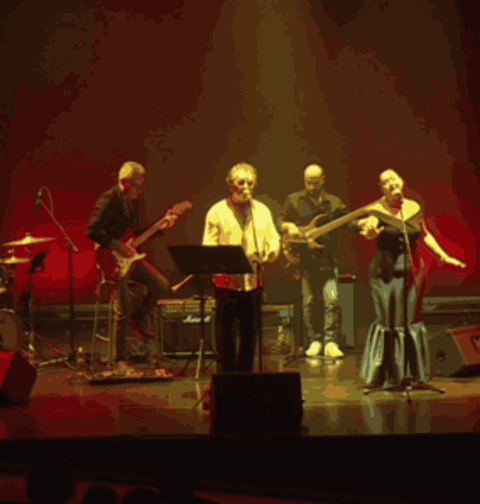 “Solo quiero ser yo mismo”: Boško Beuk emociona al Teatro del Raval de Castellón