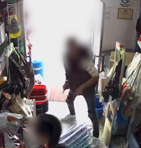 Detenido un hombre por agredir al propietario de un local y a su hijo menor para robar varios productos