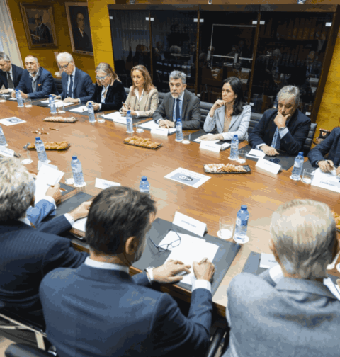 El PPdeG ofrece “alternativas serias” al empresariado vigués frente a un alcalde “más preocupado del show” y un Gobierno central “ocupado en la corrupción”