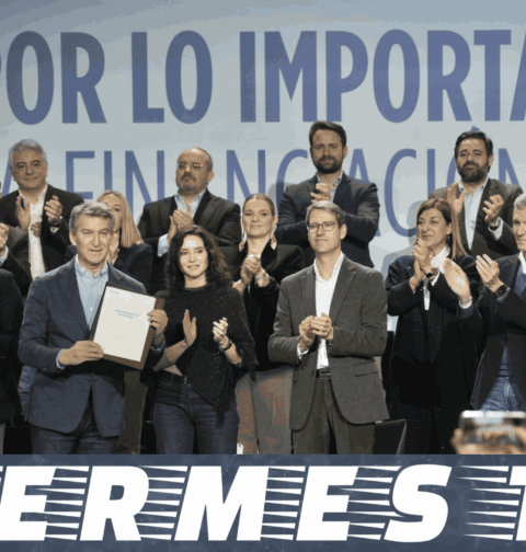 Feijóo: “No se puede desguazar el Estado un domingo y el lunes pedirle al PP que te ayude a defenderlo” 