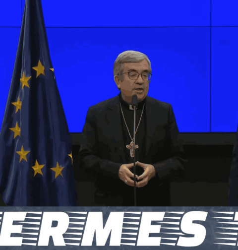 Acuerdo entre la Iglesia española y el Gobierno para atender la reparación de víctimas de abusos sexuales a través del Defensor del Pueblo