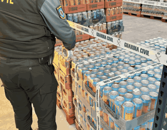 La Guardia Civil de Pontevedra interviene más de 4000 envases de bebidas energéticas