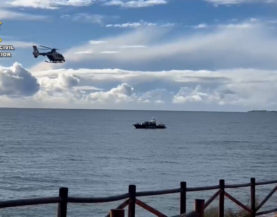 Detenidas 17 personas por favorecimiento de migración irregular y contrabando en las costas de Almería