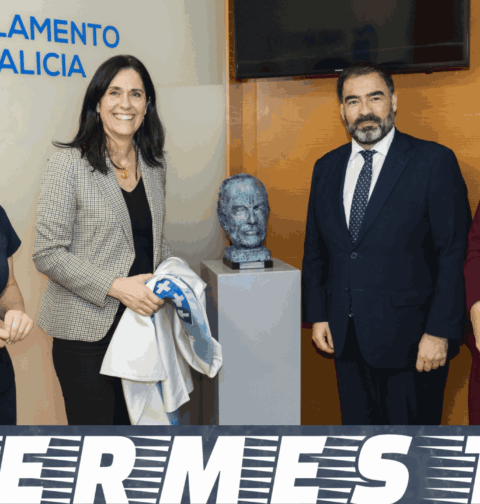 El PPdeG homenajea a Fraga con un busto en las dependencias de su Grupo Parlamentario