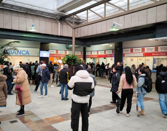 El BNG de Vigo urge más personal en el Padrón ante el “colapso y colas eternas” en la oficina del Concello