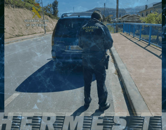 La Guardia Civil intercepta a una persona realizando un transporte de viajeros ilegal en Arbo