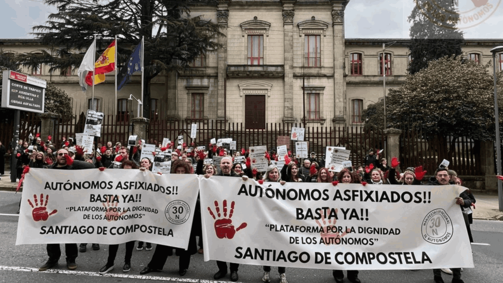 La Plataforma por la Dignidad de los Autónomos 30N celebra el éxito de la movilización nacional de autónomos del 2 de marzo pese a celebrarse en jornada laboral.