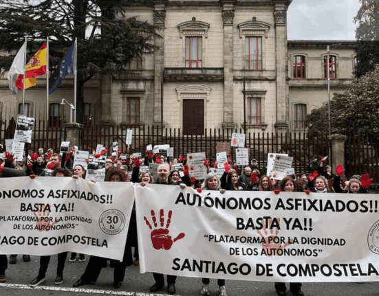 La Plataforma por la Dignidad de los Autónomos 30N celebra el éxito de la movilización nacional de autónomos del 2 de marzo pese a celebrarse en jornada laboral.