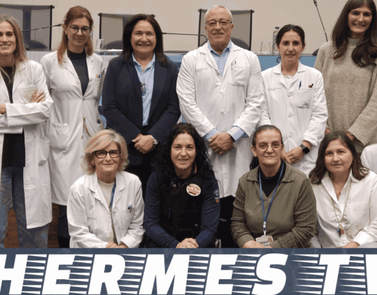 Un centenar de escolares celebran en el Álvaro Cunqueiro el Día internacional de la Mujer