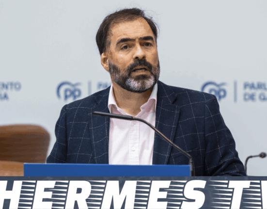 Alberto Pazos lamenta que la estrategia de confrontación del BNG anteponga los intereses partidistas al respeto a las instituciones