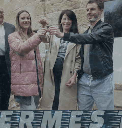 Allegue entrega una nueva vivienda de protección autonómica rehabilitada por el Consorcio Casco Vello de Vigo