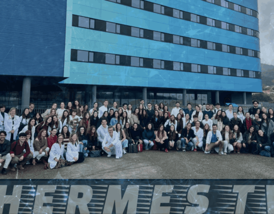 El Área Sanitaria de Vigo despide la última promoción de estudiantes de medicina