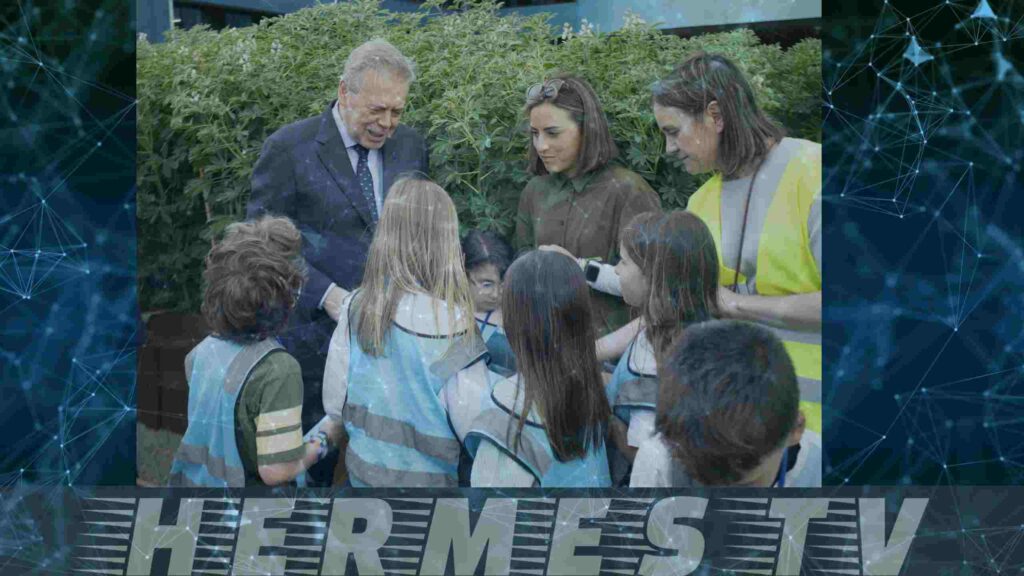 Gómez Caamaño destaca la huerta del Álvaro Cunqueiro como un espacio terapéutico, educativo y solidario que amplía el servicio del hospital público a la ciudad de Vigo