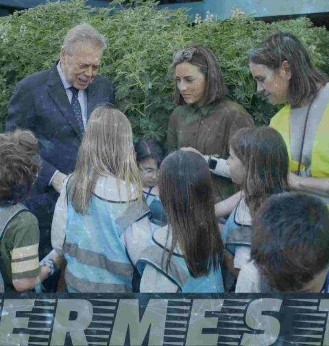 Gómez Caamaño destaca la huerta del Álvaro Cunqueiro como un espacio terapéutico, educativo y solidario que amplía el servicio del hospital público a la ciudad de Vigo