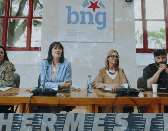 Pontón anuncia que el BNG presentará una ley para poner un tope al número de Viviendas de Uso Turístico