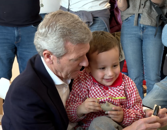 Rueda destaca la nueva escuela infantil de Ponteareas como símbolo del modelo gallego de apoyo a la conciliación y a las familias