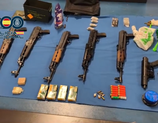 La Policía Nacional incauta un alijo de 1.600 kilos de hachís custodiado por armas de guerra