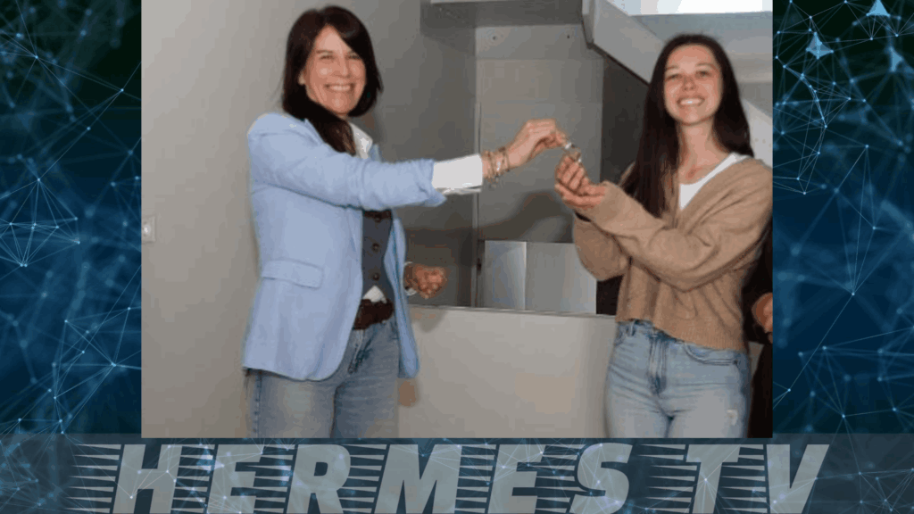 La Xunta entrega una nueva vivienda protegida rehabilitada por el Consorcio Casco Vello de Vigo
