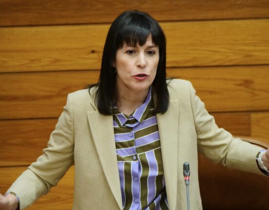 Pontón acusa a Rueda de crear una Galicia de dos velocidades en el acceso a la sanidad con sus recortes en la atención primaria