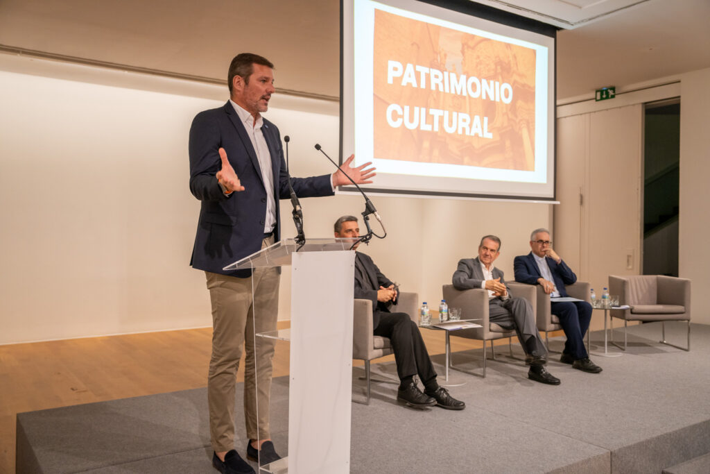 López Campos destaca en Vigo el compromiso de la Xunta con la conservación de los bienes eclesiásticos por su "alto valor artístico, cultural e histórico"