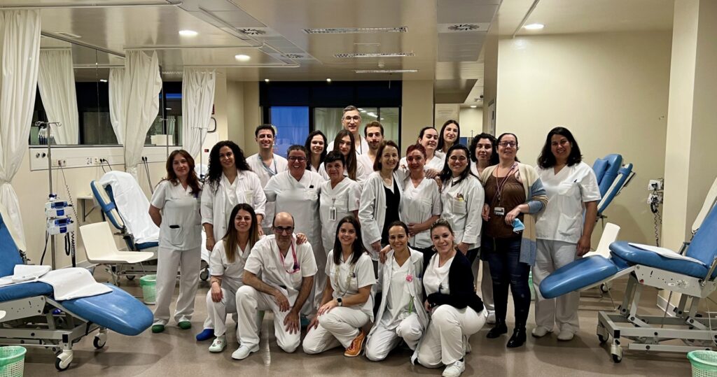 El Álvaro Cunqueiro reorganiza la actividad del Hospital de Día Oncohematológico y mejora sus infraestructuras