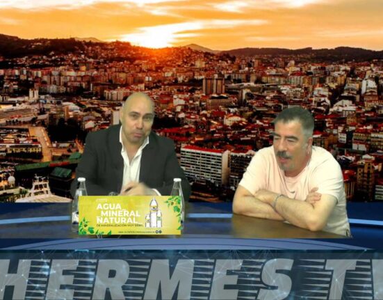 Entrevista a Agustín Jiménez en Hermes TV Vigo: su trayectoria, proyectos y visión del humor
