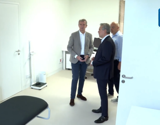 Rueda reafirma el compromiso de la Xunta con la modernización integral de la atención primaria para alcanzar una asistencia más próxima, moderna y resolutiva