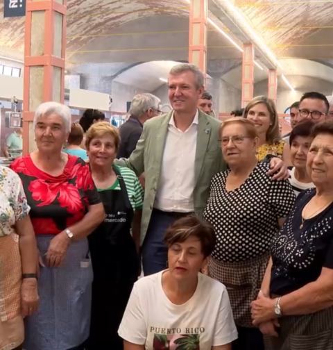 Rueda destaca el nuevo mercado municipal de Ponteareas como un ejemplo de la apuesta de la Xunta por la modernización e impulso a las plazas de abastos