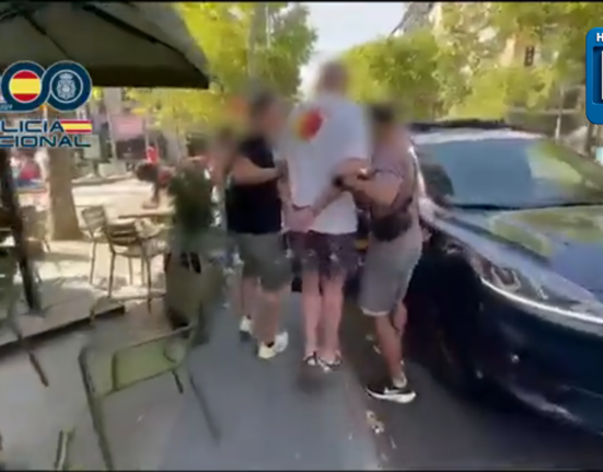La Policía Nacional detiene a uno de los criminales más buscados por las autoridades británicas por varias agresiones sexuales