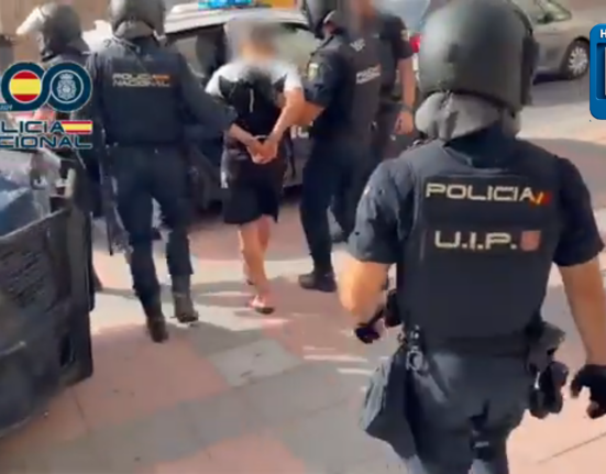 Detenidos en Ceuta dos miembros de una red que alojaba a migrantes en garajes y cobraba hasta 6.000 euros por trasladarlos a la Península