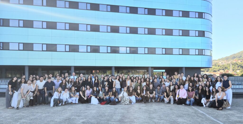 El Área sanitaria de Vigo inicia el curso académico de los estudiantes de Medicina