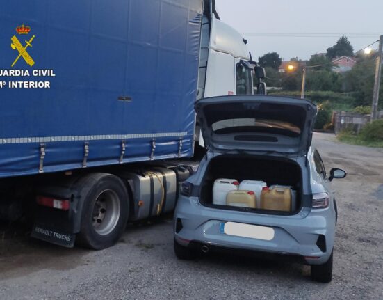 La Guardia Civil investiga a un varón vecino de Vigo por el robo de gasóleo en cuatro camiones