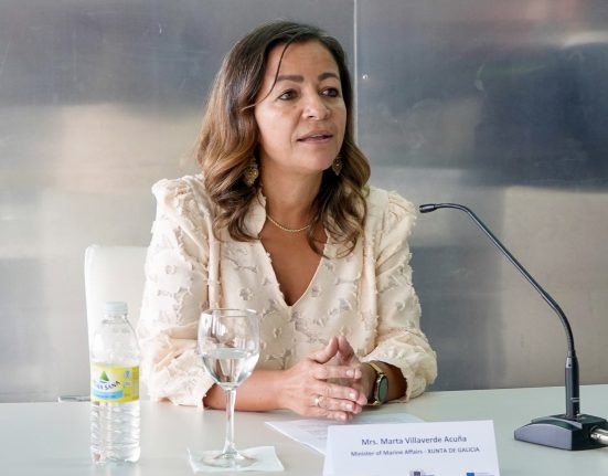 Villaverde participa en Vigo en la inauguración de un seminario internacional sobre toxinas marinas emergentes