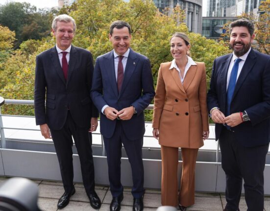 Rueda reivindica en Bruselas la capacidad de Galicia para seguir gestionando sus fondos europeos y defiende priorizar los intereses de la comunidad