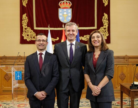 Rueda apuesta por la continuidad en el Gobierno gallego y reivindica uno "equipo que funciona"
