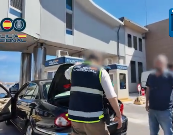 Detenidas 45 personas por el uso fraudulento de documentación para viajar a la península