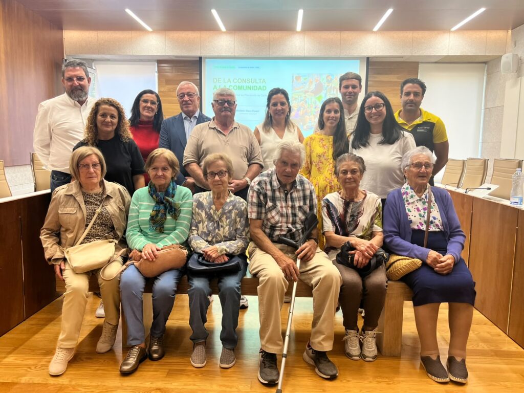 El Área Sanitaria de Vigo y el concello de Tomiño colaboran en un programa piloto de prevención de caídas y envejecimiento activo